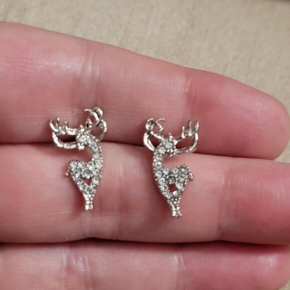 Reindeer shaped crydtal silver tone Christmas post earrings - Picture 1 of 2